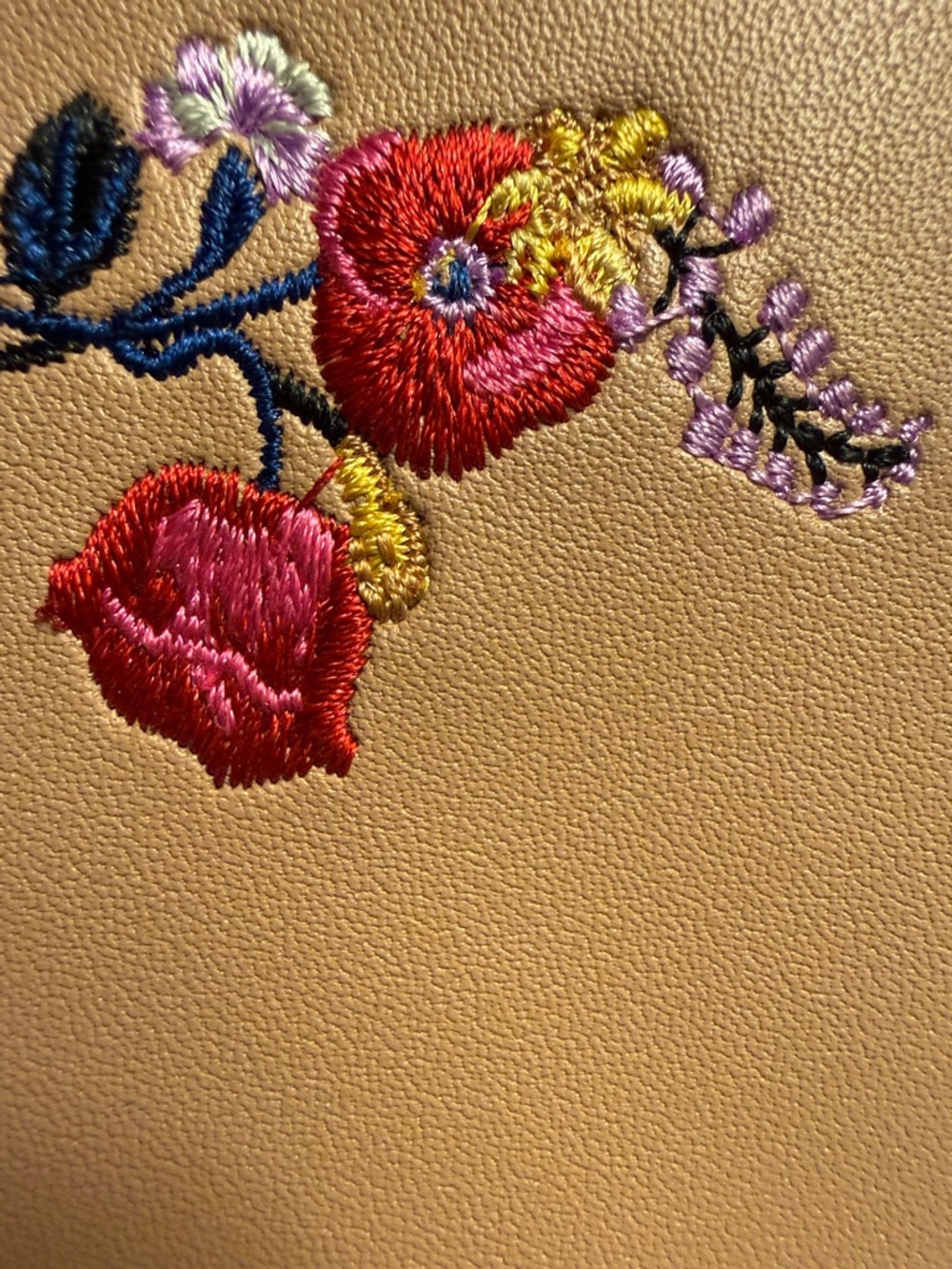a new day Embroidered Cream Wallet with Gold Zipper - NWOT - Picture 8 of 10